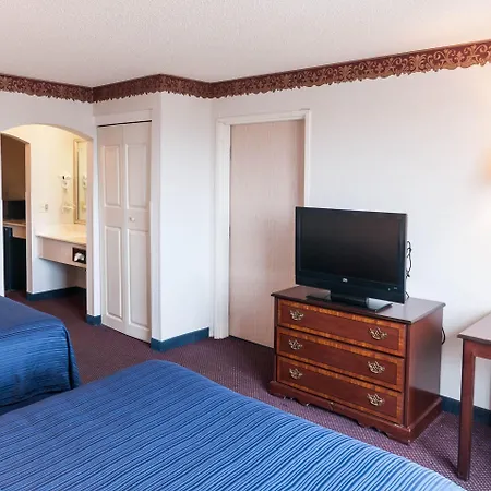 Quality Suites Albuquerque Airport-2